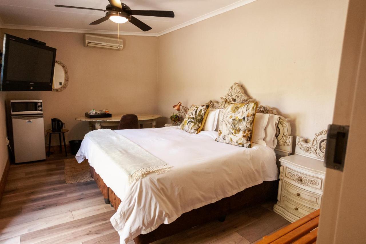 Town And Country Mpumalanga Hotel Middelburg  Exterior foto